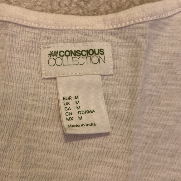 Embroidered Tank - Picture 4 of 5